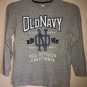 Boys Old Navy Long Sleeve graphic T-shirt
